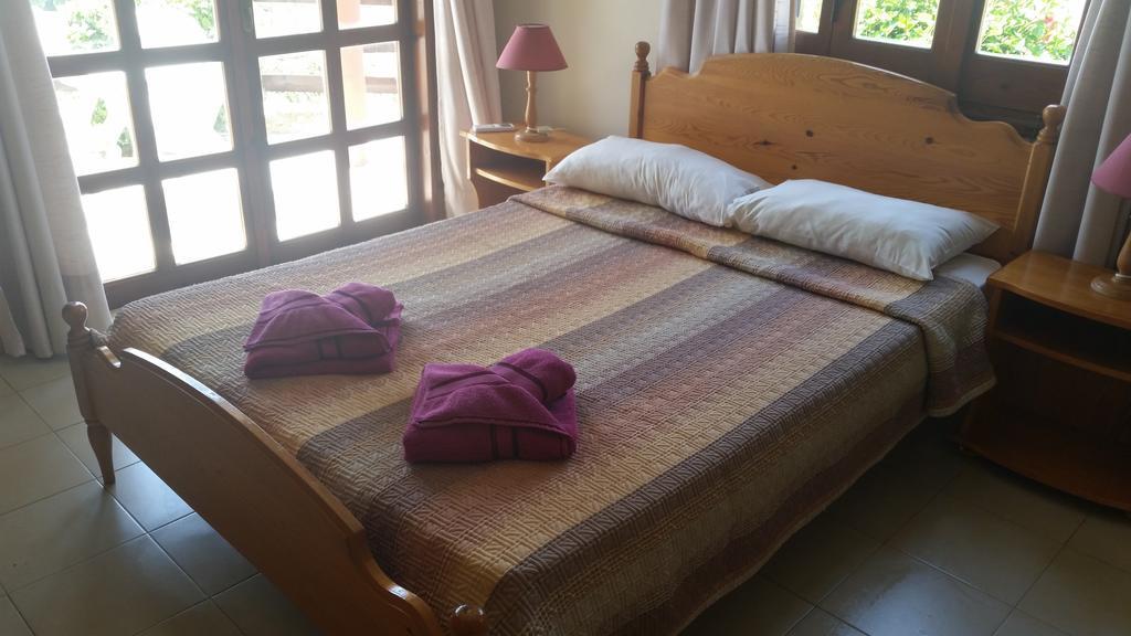 Pelekanos Apartments Pissouri Kamer foto